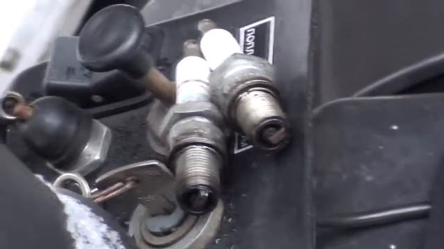 Пробиваемся на снегоходе к реке, разбор завалов, переезд через ручей. смотреть онлайн