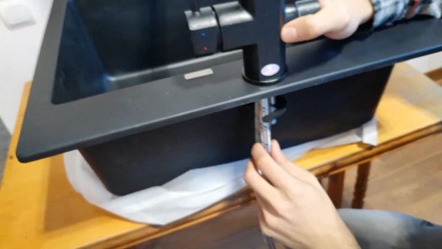 Установка Смесителя: Просто Как Мыло | Кухня Почти Мечты #7 смотреть онлайн