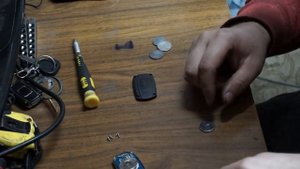 замена батареек в брелке сигнализации CONVOY