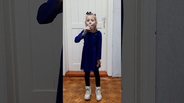 Исакова Виктория. "Песенка про следы". смотреть онлайн