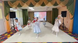 Танец "Весенний вальс" Ф. Шопен