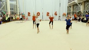 2  Февраль  Тренер Шапиро  НГ выступление  Художественная гимнастика  Дворец детского спорта