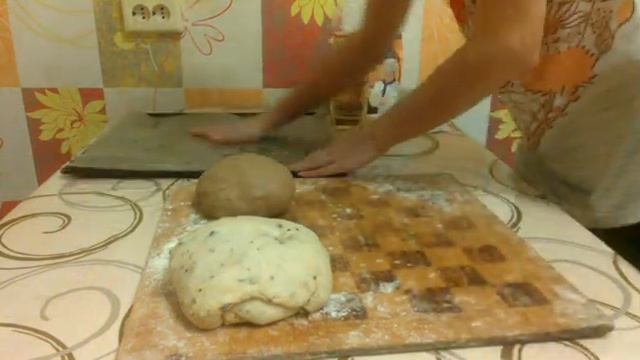 Пышные булочки с шоколадом на кефире