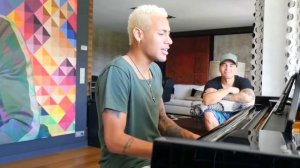 Неймар исполнил отрывок из своей первой песни