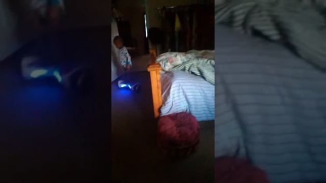 3 year old on a hoverboard смотреть онлайн