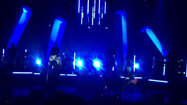 HURTS - Live at Columbiahalle. Wonderful Life