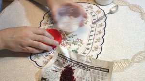 Как сделать, чтобы мотыль не слипался и его удобно было насаживать.