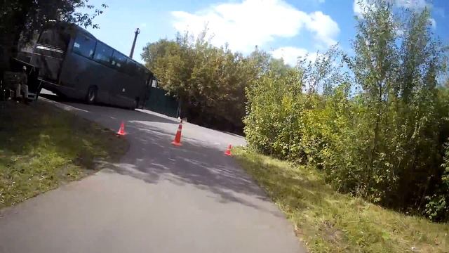 парк Коломенское,Братиславский парк, катаюсь на электровелосипеде 3 смотреть онлайн