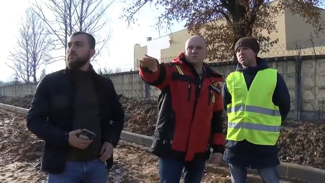 У воинской части Софринской бригады оборудуют парковку на 400 мест смотреть онлайн