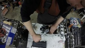 Собираем лодочный мотор  #Honda40  Замена ГРМ