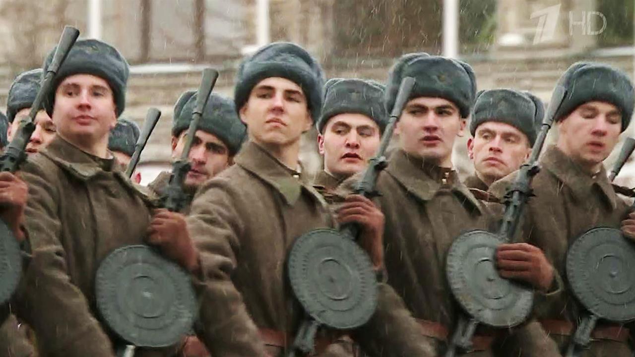 На Красной площади прошла генеральная репетиция то...енного 75-й годовщине военного парада 1941 года