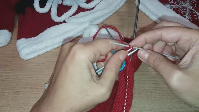 Вяжем спицами штанишки САНТА КЛАУСА 2 ЧАСТЬ смотреть онлайн