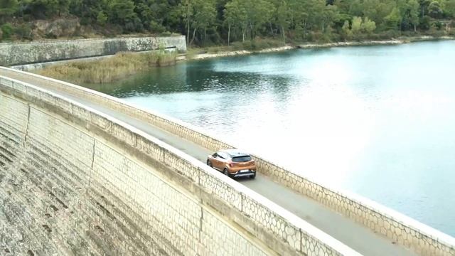 2021 Renault CAPTUR - Renault's Best SUV !! ULTRA Exterior, Interior & Driving смотреть онлайн