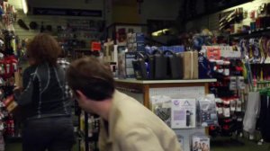 EF4e_Pre-int_PracticalEng_Ep3_Taking_something_back_to_a_shop