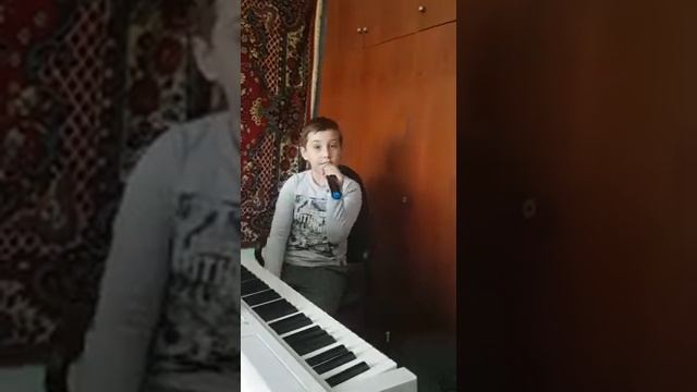 Українська народна пісня "Танцювали миші" смотреть онлайн