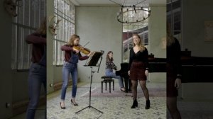 Julia Klumpke, Candle Lighting Song - Léa Hennino, Fiona McGown, Célia Oneto Bensaid #15