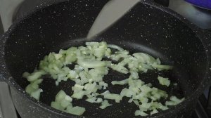 Картошечка с грибами. Варёно-жаренный картофель с шампиньонами.