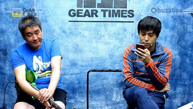 Gibson USA SG Deluxe смотреть онлайн