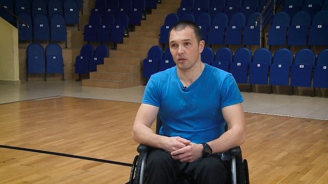 В смоленской команде баскетболистов на колясках «Крепость» новый игрок — Александр Гуляев.