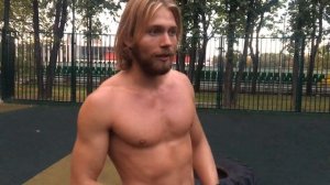 Качковская тренировка на площадке / классическая тренировка на спортивной площадке