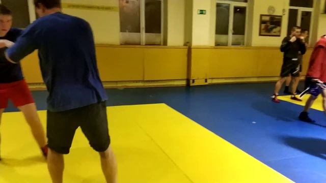 Спортзал Нахабино(9) смотреть онлайн