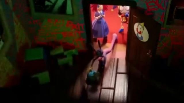 стоп кадры удивительного цифрового цирка смотреть онлайн