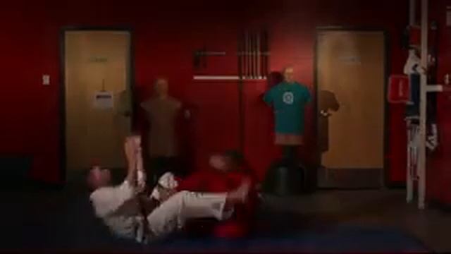 100 способов, как женщине победить в драке мужчину смотреть онлайн