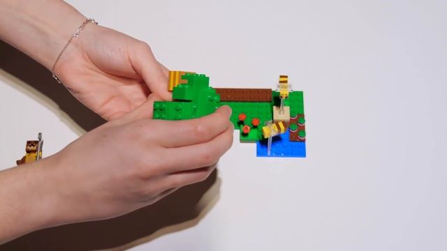 Lego Minecraft 2023 - The Bee Cottage 21241 (speedbuild)