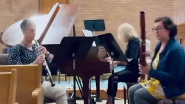 Trio for Piano, Oboe and Bassoon by Francis Poulenc (1925) смотреть онлайн