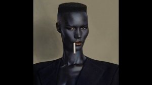 Grace Jones I've Seen That Face Before  (Libertango) Long Version Instrumental