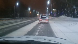 Зимний дрифт на сток жиге по городу