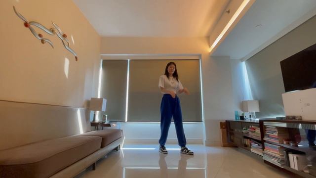 Dolphin Dance Tutorial ?Oh My Girl||Kpop Dance Cas Club||Victoria Shanghai Academy