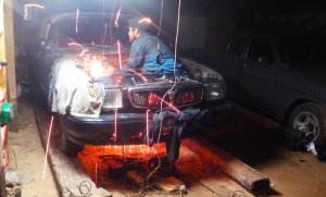 Мы установили змз 405 в место 402 на Волге пришлось поработать болгаркой.