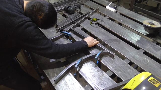 как сделать кресло качалку часть 6 смотреть онлайн