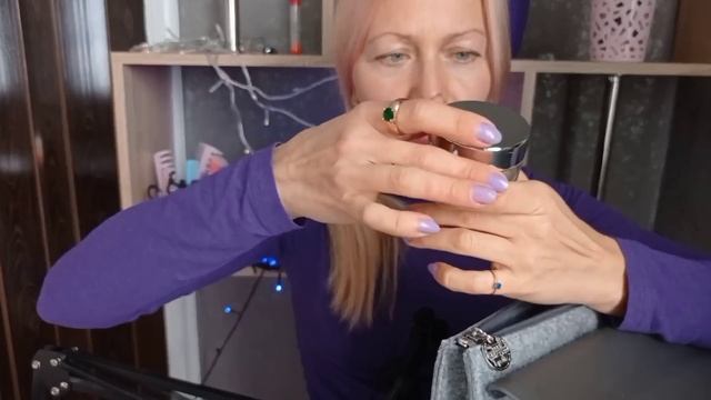 АСМР . Распаковка косметики.Подарок от моей зрительницы.Тихий голос. смотреть онлайн