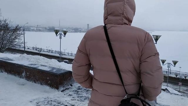 Ижевск. Ледовые скульптуры у монумента Дружбы Народов.