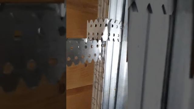 Угловое соединение металлического каркаса под гипсокартон. смотреть онлайн