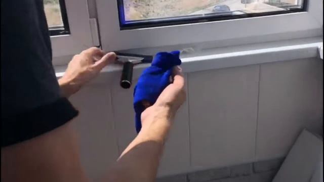 Как клеить оконную USB Плёнку? Краткий урок