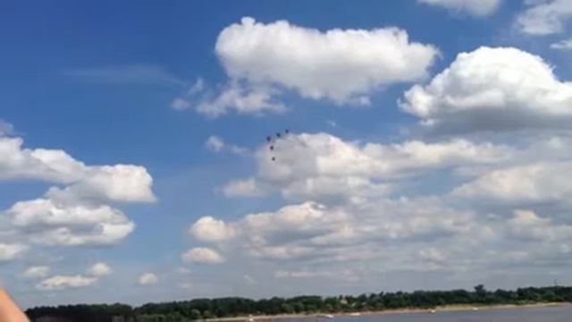 Ярославль. Полету В. Терешковой - 50 лет смотреть онлайн