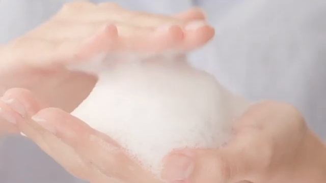 Bueno Pure Moonlight Rose Floral Cleanser смотреть онлайн