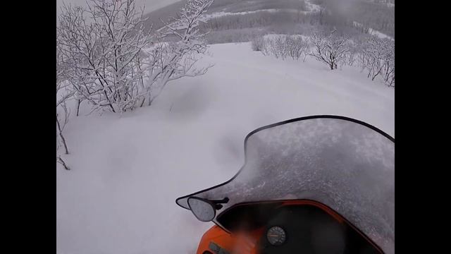 VK540 deep snow, hillclimb, sidehill challenge смотреть онлайн