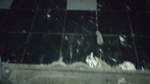 Очень шумный старый лифт МЛЗ.