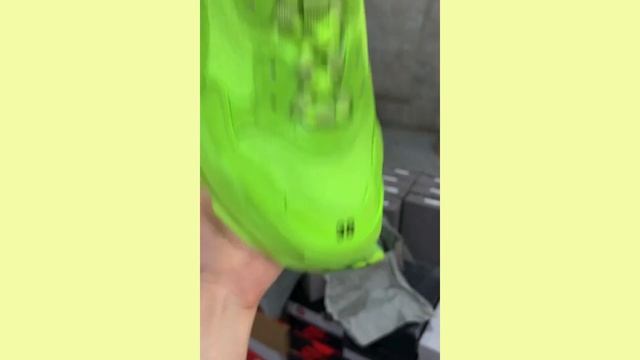 BALENCIAGA TRIPLE S SNEAKER смотреть онлайн