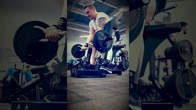 Тренируем бицепс при сколиозе смотреть онлайн