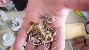 Золото, серебро, монеты, со  свалки в Германии, и много чего другого.