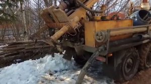 Скважина ЗИЛ 131. Установка техники перед бурением.