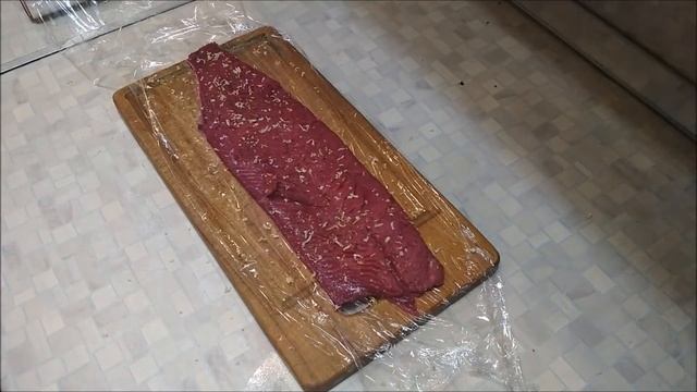 КАК ЗАСОЛИТЬ КРАСНУЮ РЫБУ. НЕОБЫЧНЫЙ РЕЦЕПТ ЛОСОСЯ.
