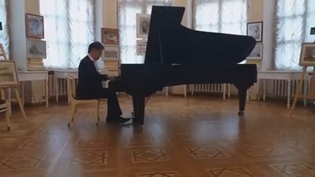 Фэтс Уоллер "Горстка клавиш" исполняет В.Аграмаков смотреть онлайн