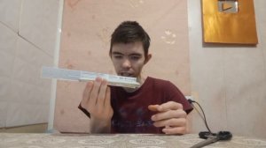 сделал свой новый телефон из картона