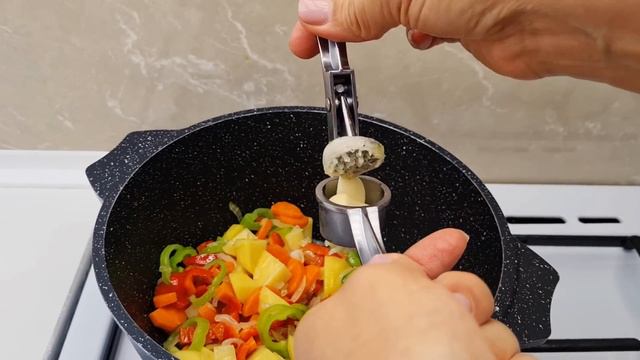 So lecker, dass die Familie darum bittet, es jeden Tag zu kochen! Schnelles und günstiges Gericht! смотреть онлайн